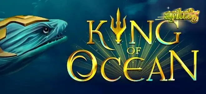 Tampilan visual bawah laut dalam permainan King of Ocean dengan elemen meriam dan makhluk laut.